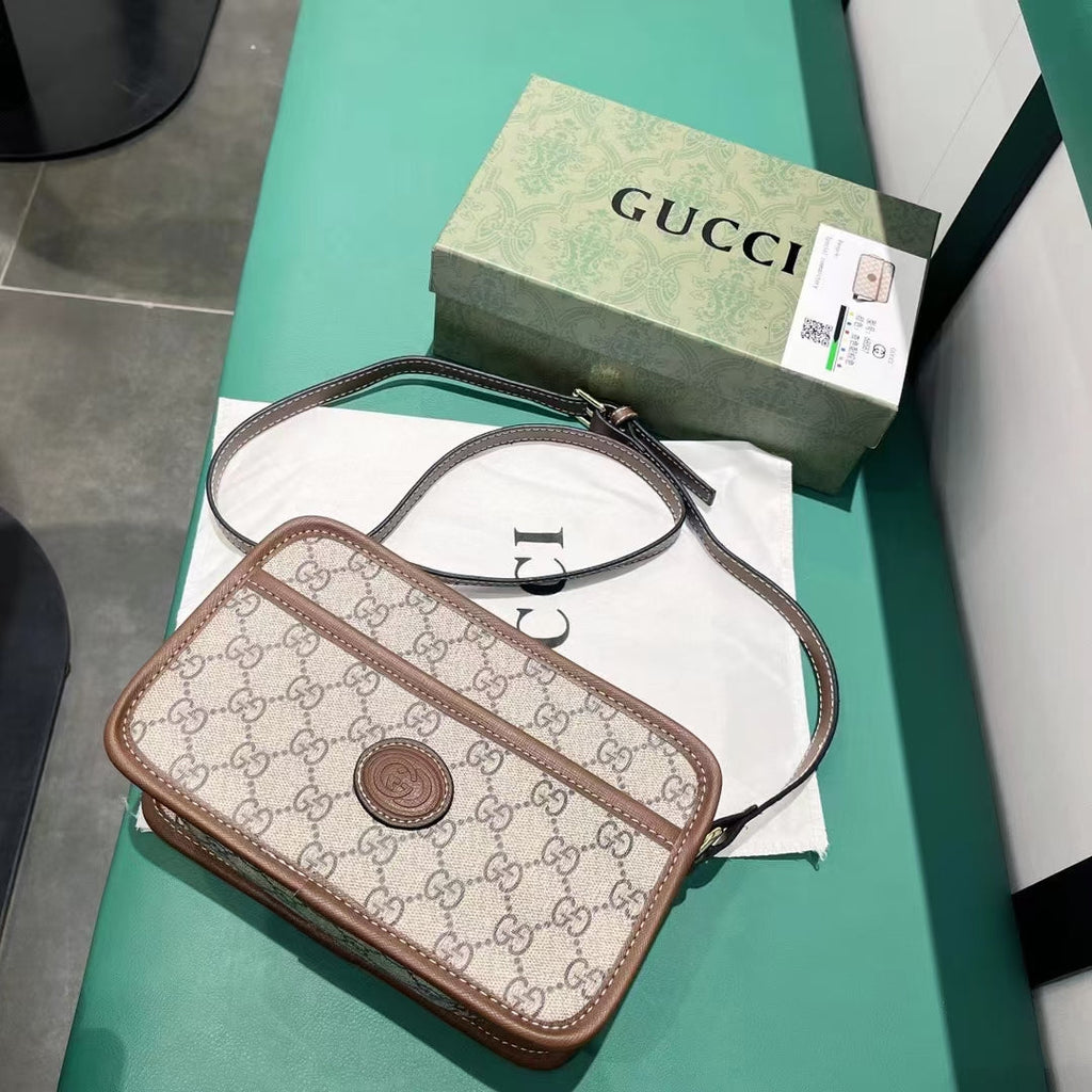 GC camera bag