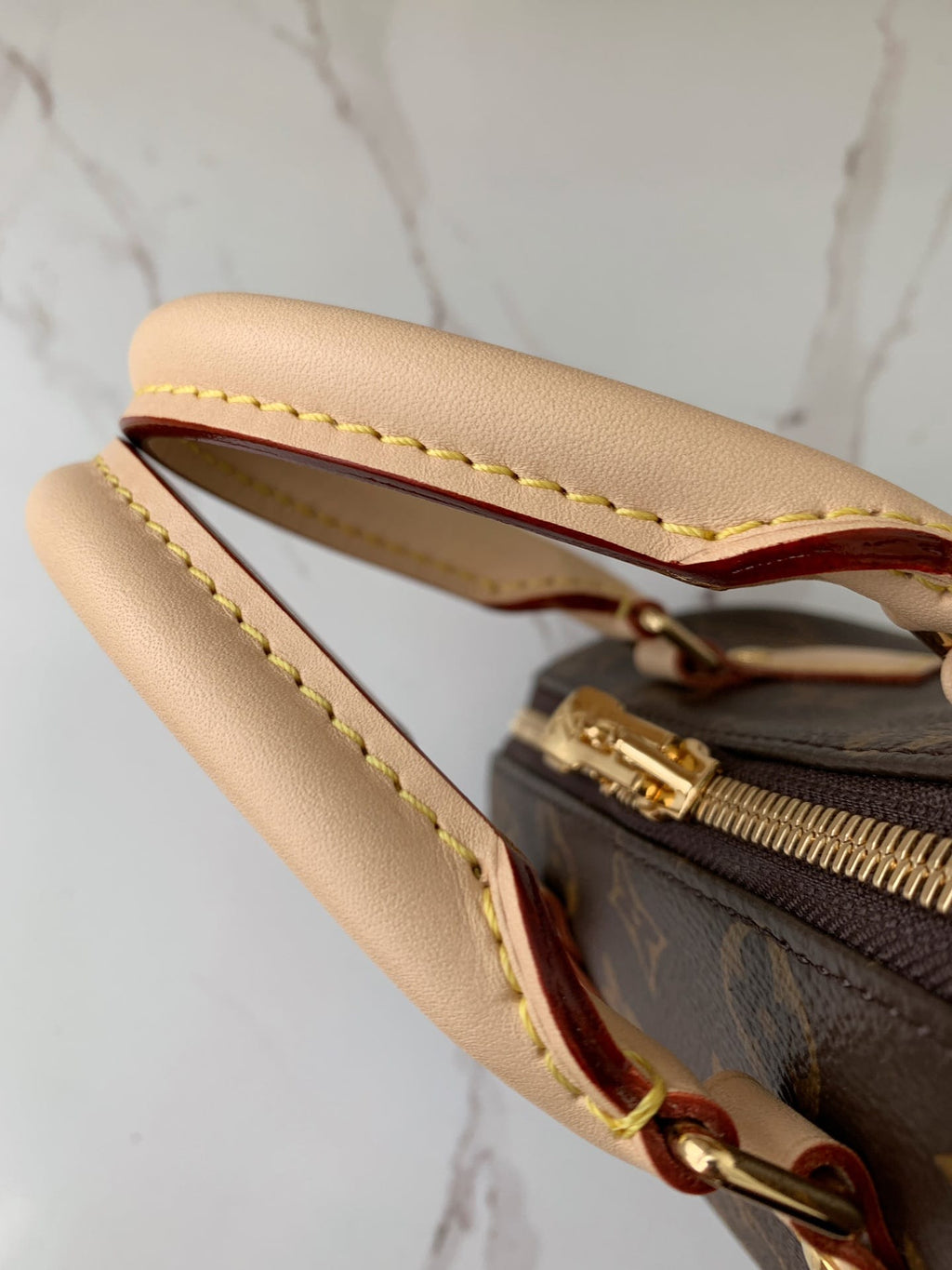 Lo vu speedy 20 pillow bag